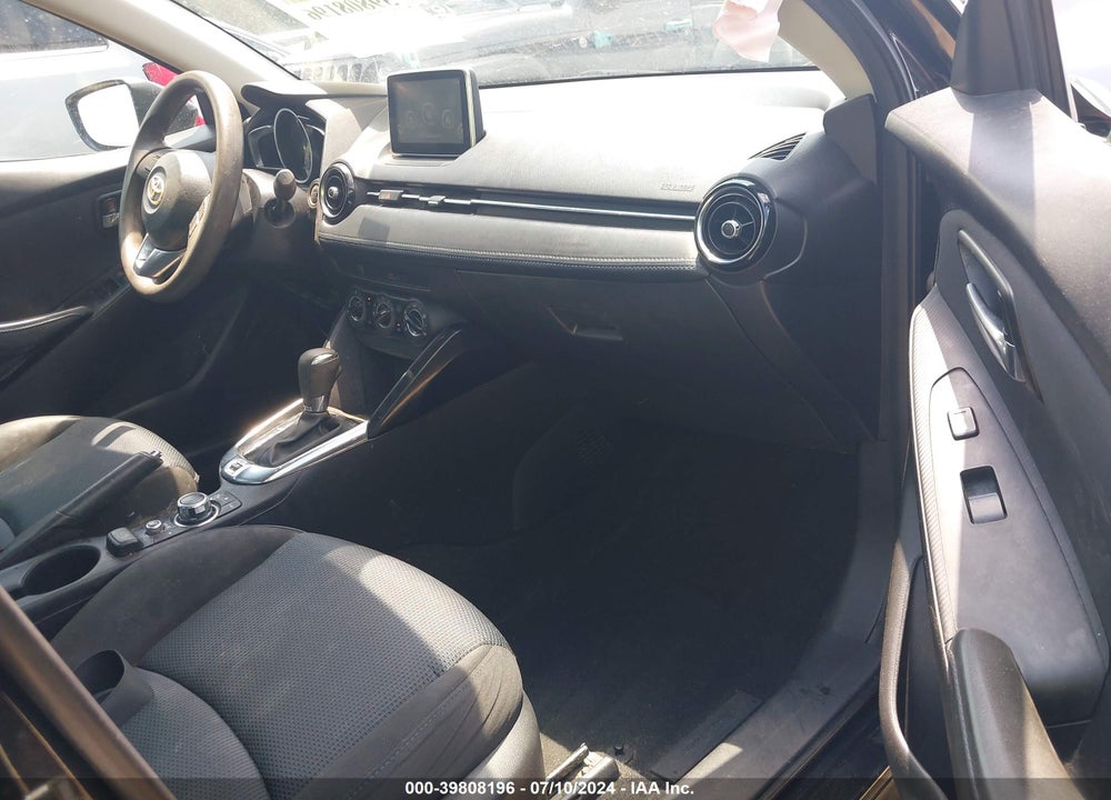 2017 TOYOTA YARIS IA VIN: 3MYDLBYV8HY177547