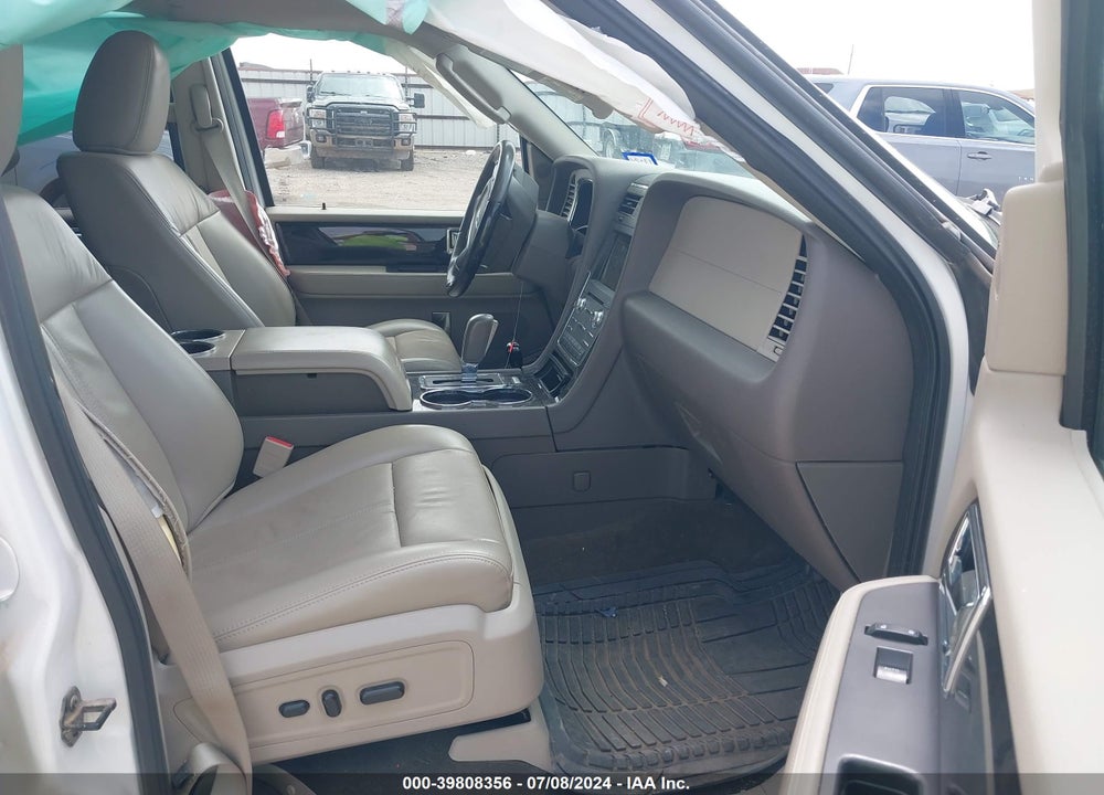 2017 LINCOLN NAVIGATOR SELECT VIN: 5LMJJ2JT4HEL03716