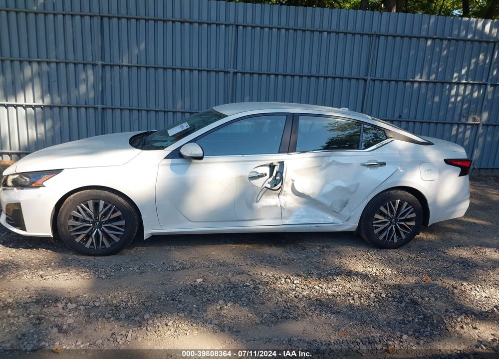2023 NISSAN ALTIMA SV FWD VIN: 1N4BL4DV1PN414811