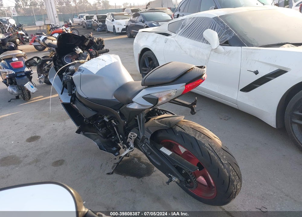 2023 SUZUKI GSX-R600 VIN: JS1GN7FA1P7100550