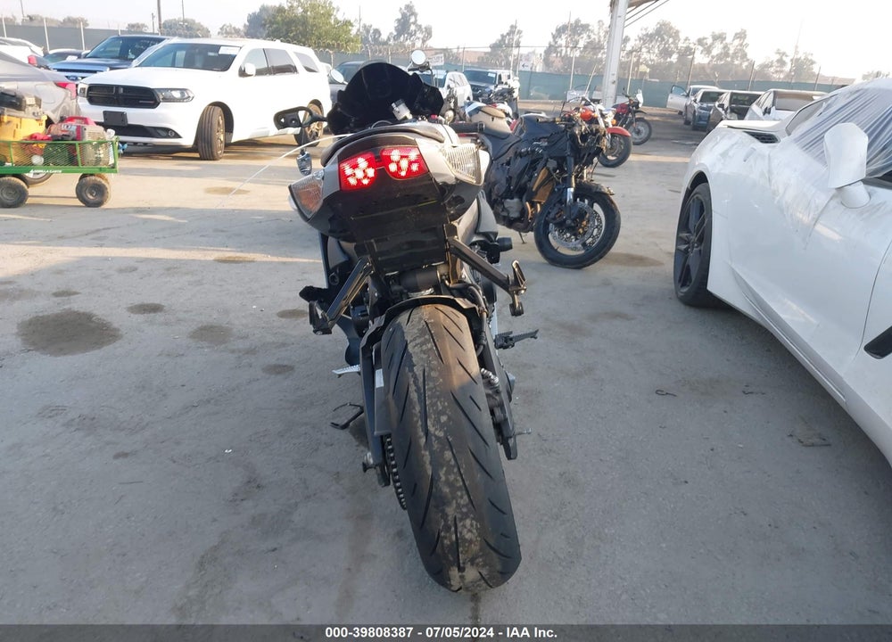 2023 SUZUKI GSX-R600 VIN: JS1GN7FA1P7100550