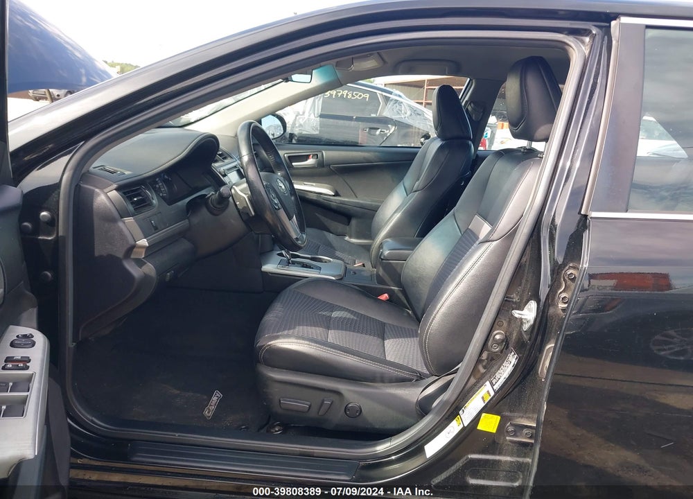 2014 TOYOTA CAMRY SE VIN: 4T1BF1FK4EU377187