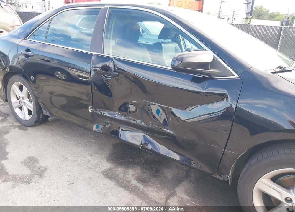2014 TOYOTA CAMRY SE VIN: 4T1BF1FK4EU377187