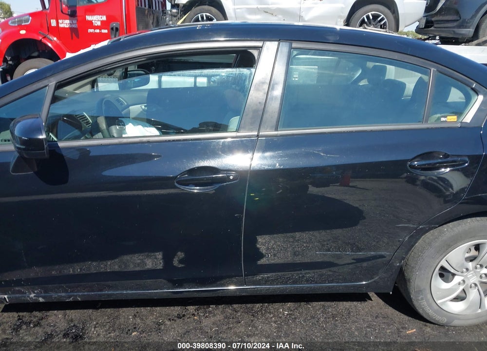 2015 HONDA CIVIC LX VIN: 19XFB2F52FE284914