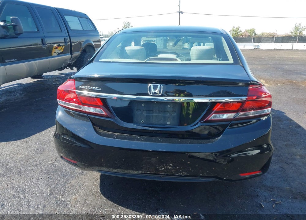 2015 HONDA CIVIC LX VIN: 19XFB2F52FE284914