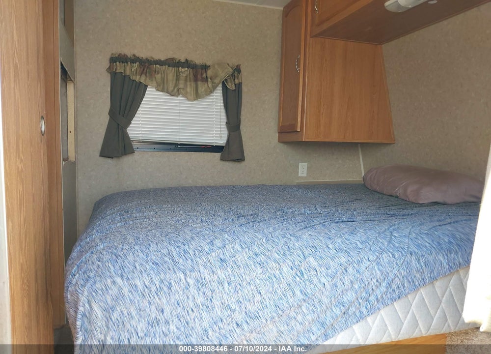 2009 PALOMINO OTHER VIN: 4X4TPUB209P021296