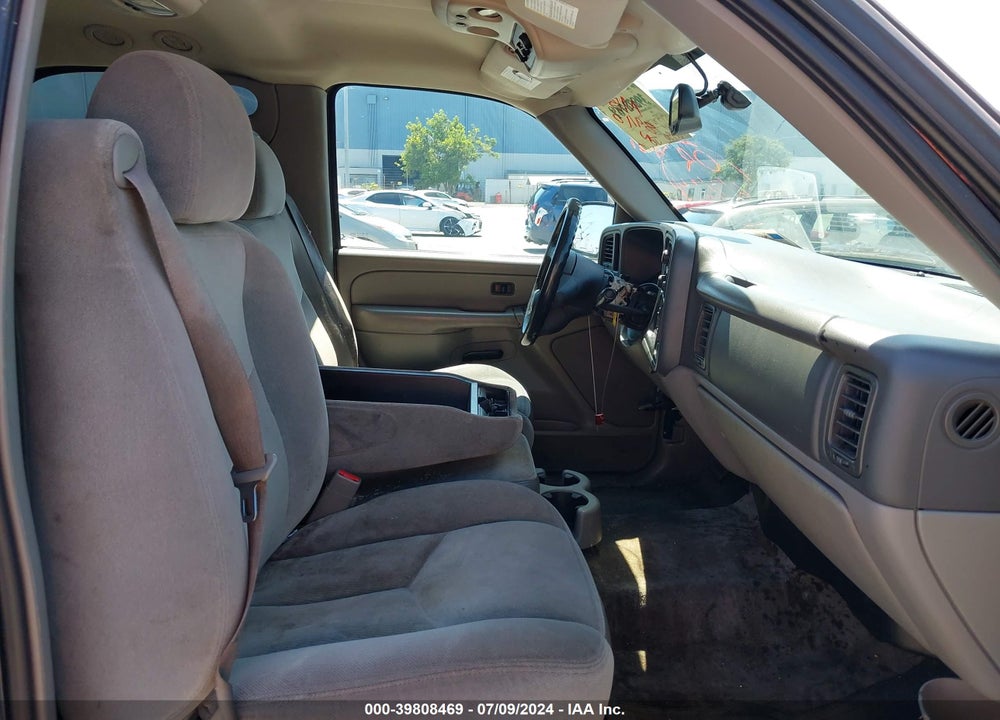 2005 GMC YUKON SLE VIN: 1GKEC13V85J124808