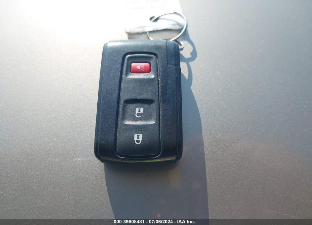 2008 TOYOTA PRIUS VIN: JTDKB20U987736410