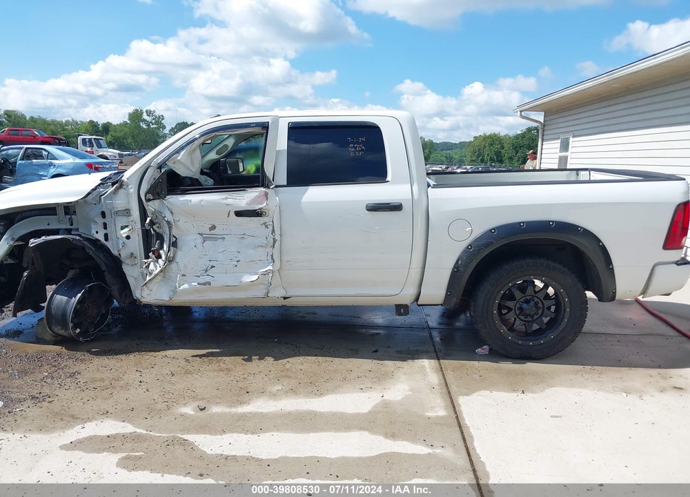 2014 RAM 1500 EXPRESS VIN: 3C6RR7KT2EG215192