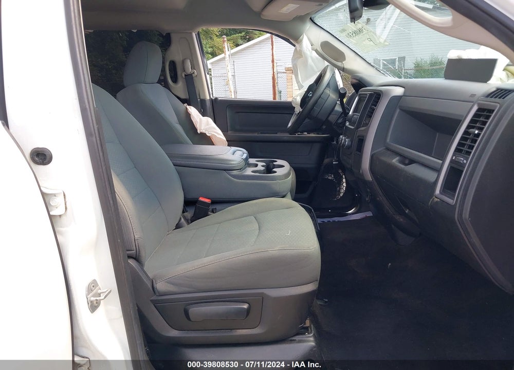 2014 RAM 1500 EXPRESS VIN: 3C6RR7KT2EG215192