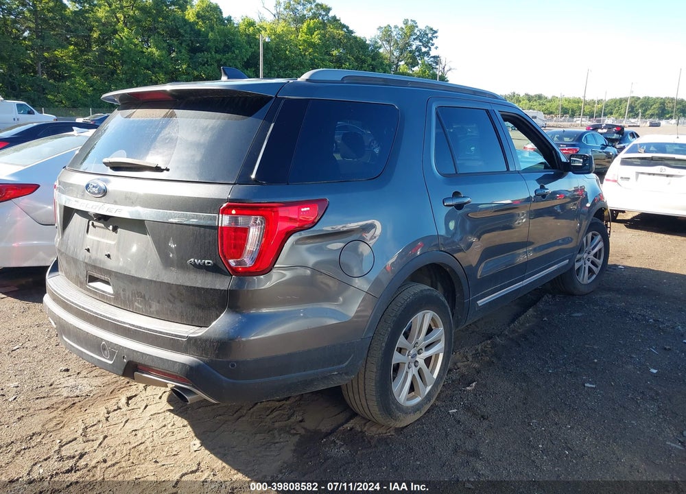 2018 FORD EXPLORER XLT VIN: 1FM5K8D84JGA96542
