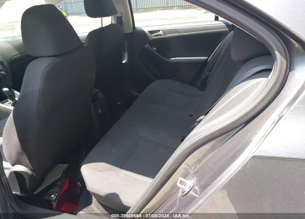 2015 VOLKSWAGEN JETTA 2.0L S VIN: 3VW2K7AJ8FM245845