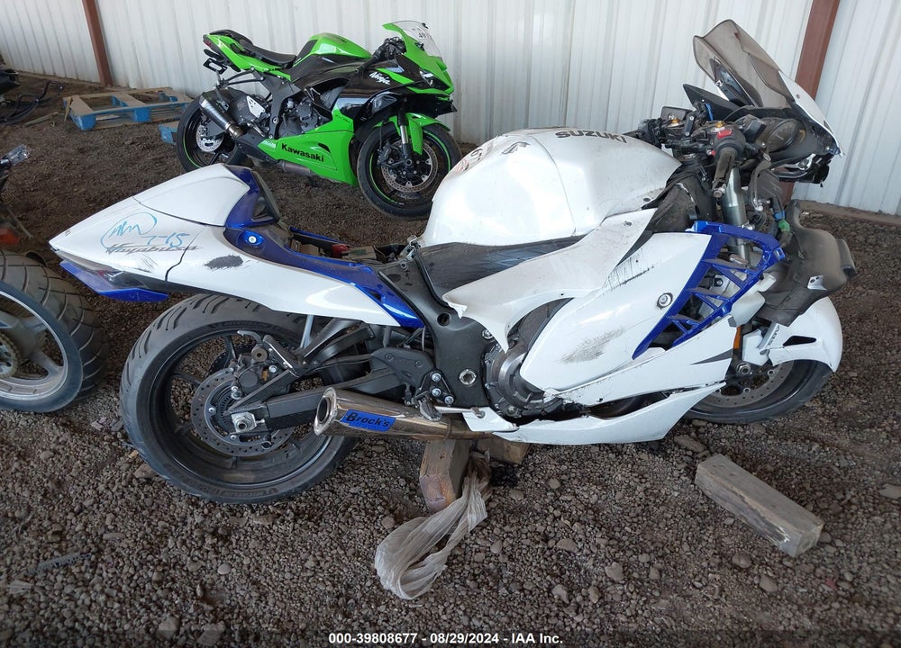 2023 SUZUKI GSX1300 RR VIN: JS1EJ11B2P7100458