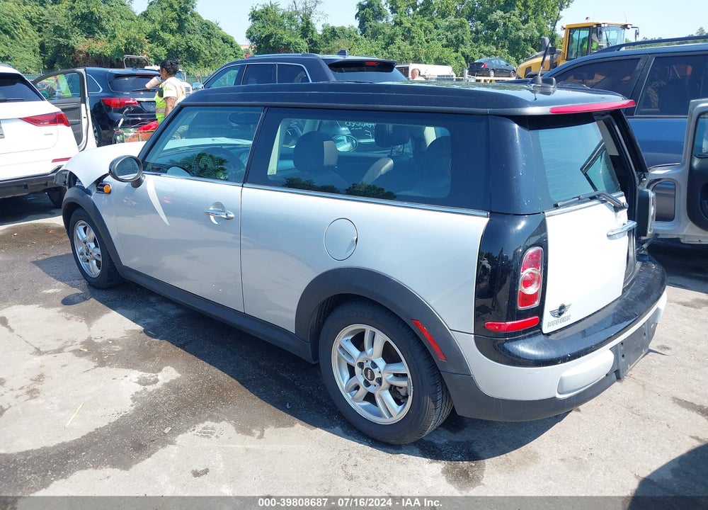 2012 MINI COOPER CLUBMAN VIN: WMWZF3C57CT268347