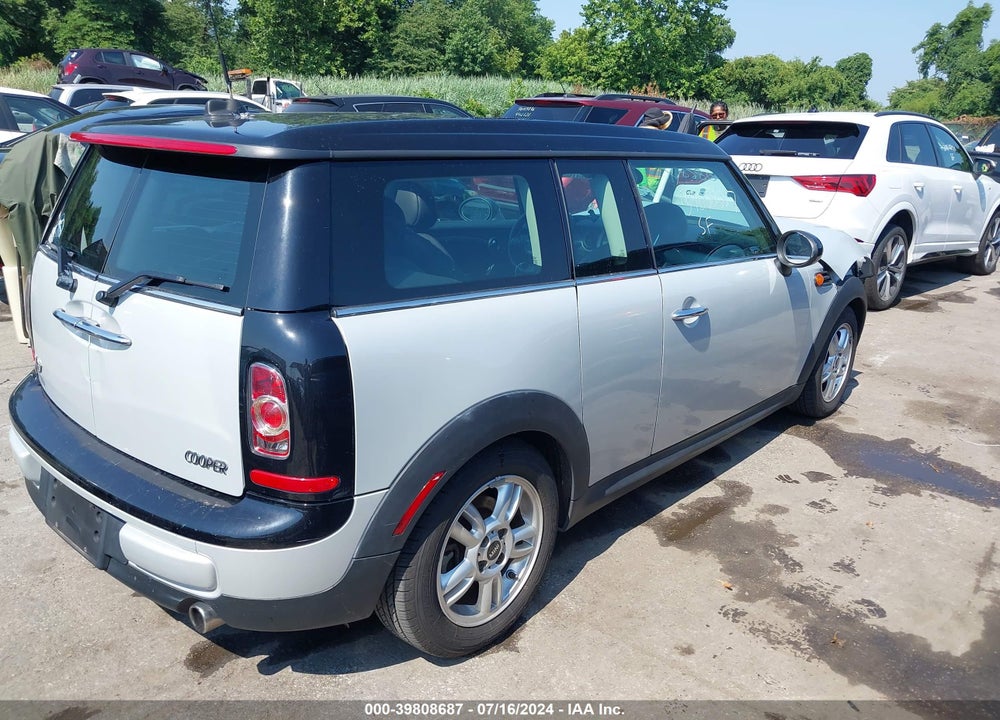 2012 MINI COOPER CLUBMAN VIN: WMWZF3C57CT268347