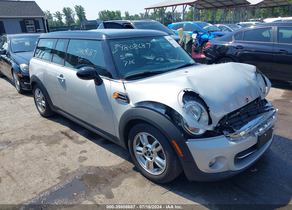 2012 MINI COOPER CLUBMAN VIN: WMWZF3C57CT268347