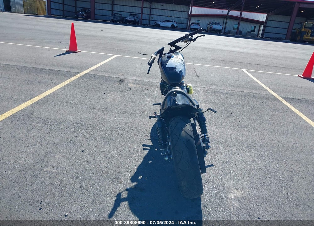 2011 HARLEY-DAVIDSON XL1200 X VIN: 1HD1LC311BC408623