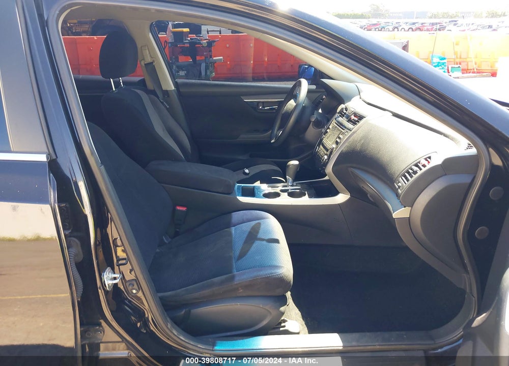 2014 NISSAN ALTIMA 2.5 S VIN: 1N4AL3AP4EN235672