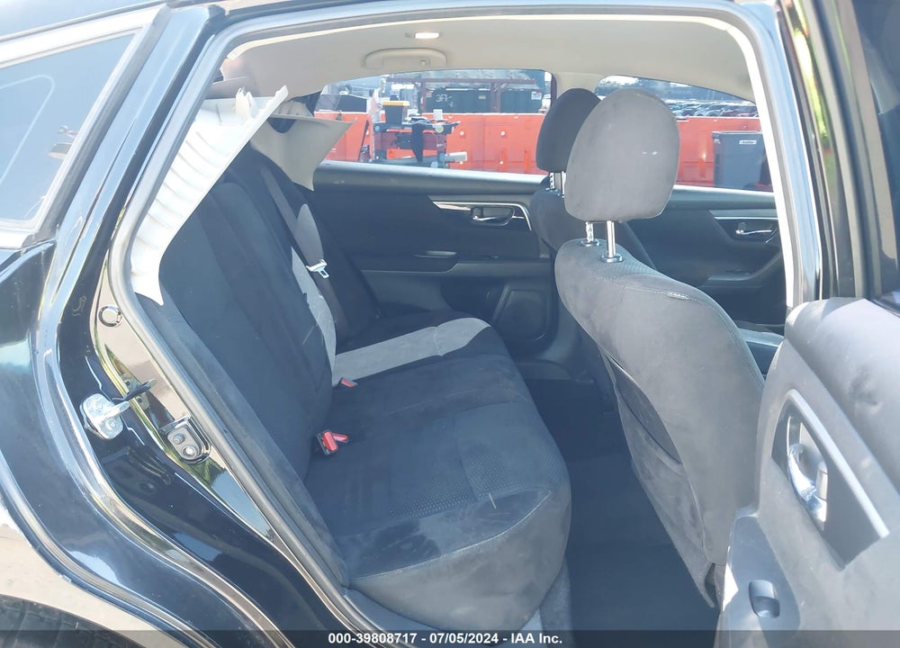 2014 NISSAN ALTIMA 2.5 S VIN: 1N4AL3AP4EN235672