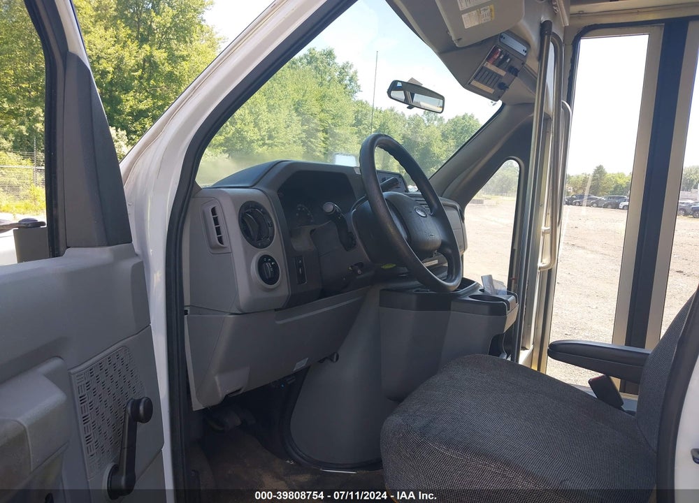 2017 FORD E-350 CUTAWAY VIN: 1FDEE3FS9HDC62827
