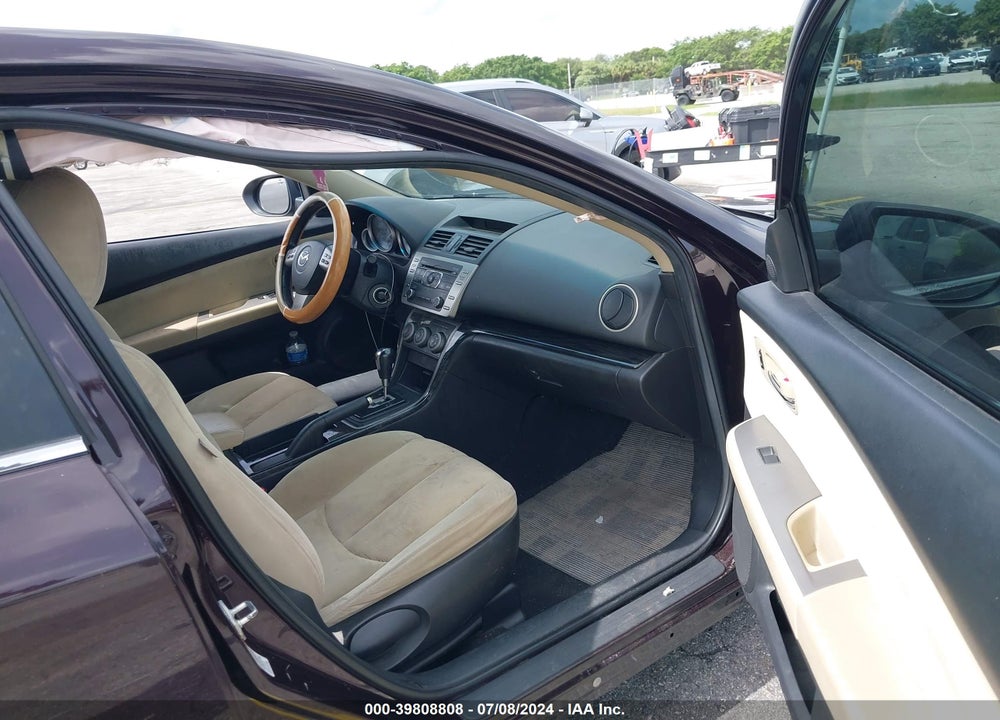 2010 MAZDA 6 I TOURING VIN: 1YVHZ8CH0A5M38394