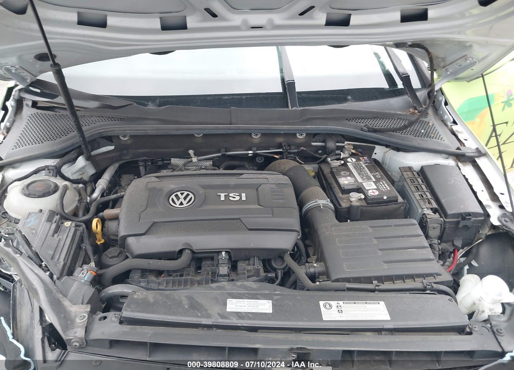 2018 VOLKSWAGEN GOLF SPORTWAGEN TSI S/TSI SE VIN: 3VWD17AU8JM767308