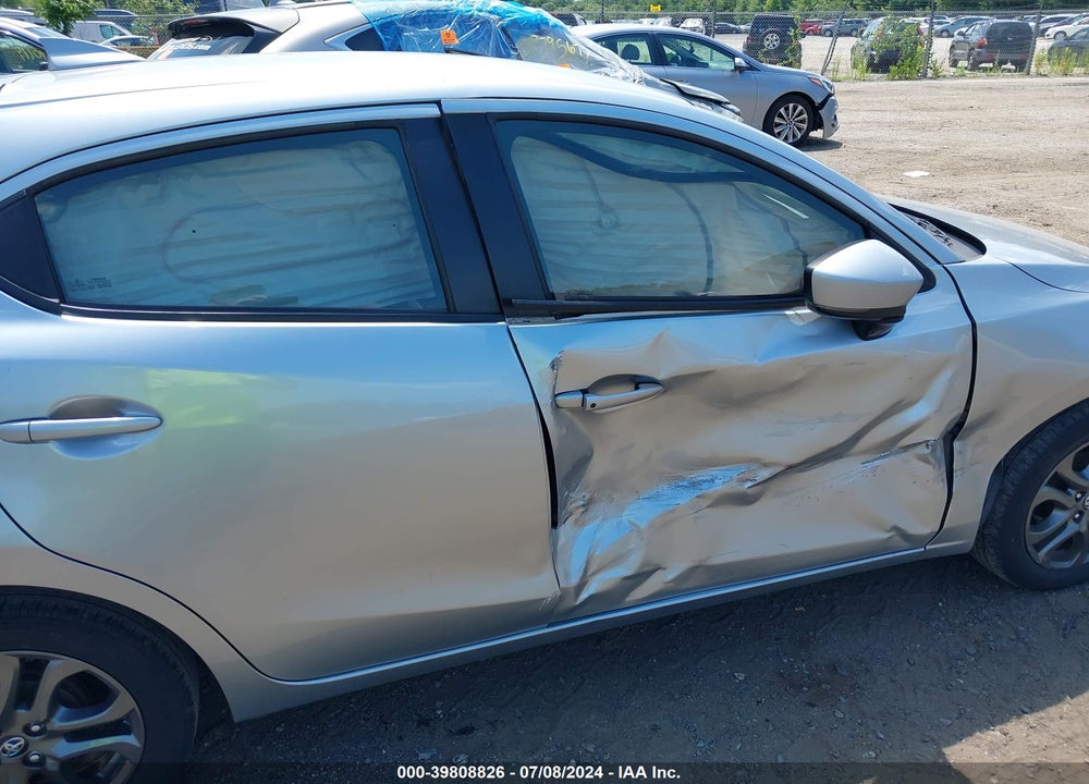 2020 TOYOTA YARIS VIN: 3MYDLBJV8LY707907