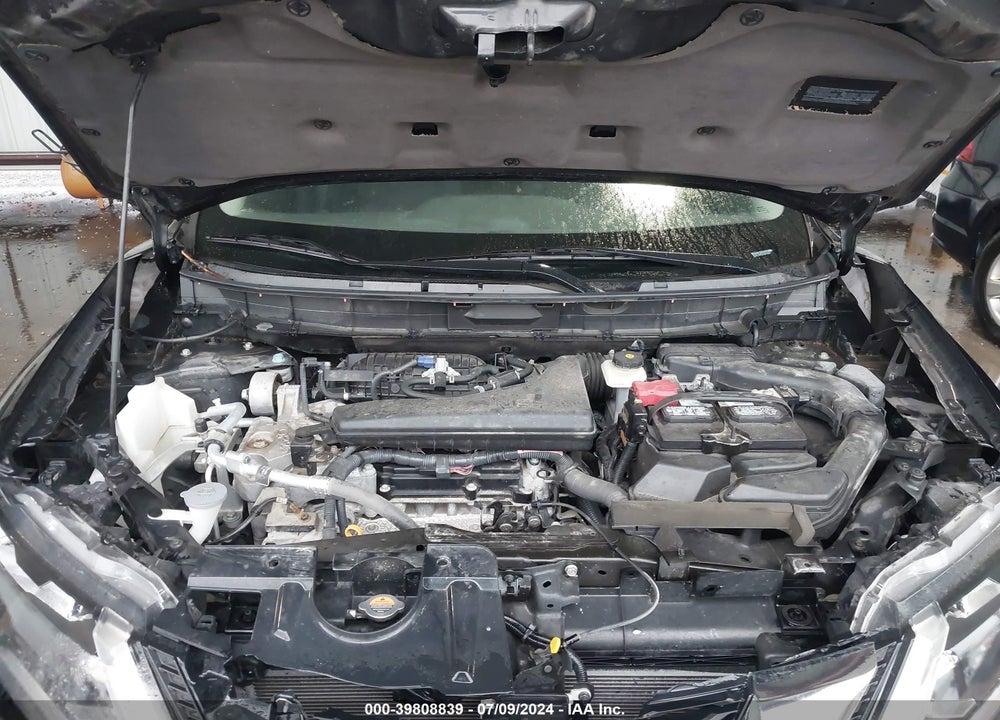 2018 NISSAN ROGUE SV VIN: 5N1AT2MT0JC832560