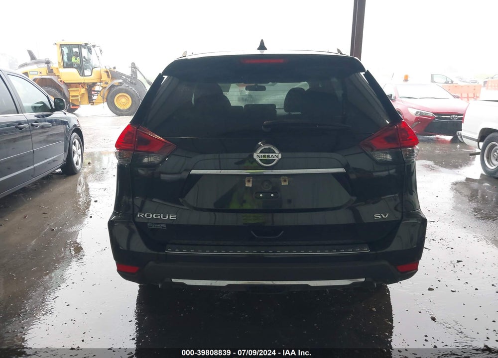 2018 NISSAN ROGUE SV VIN: 5N1AT2MT0JC832560