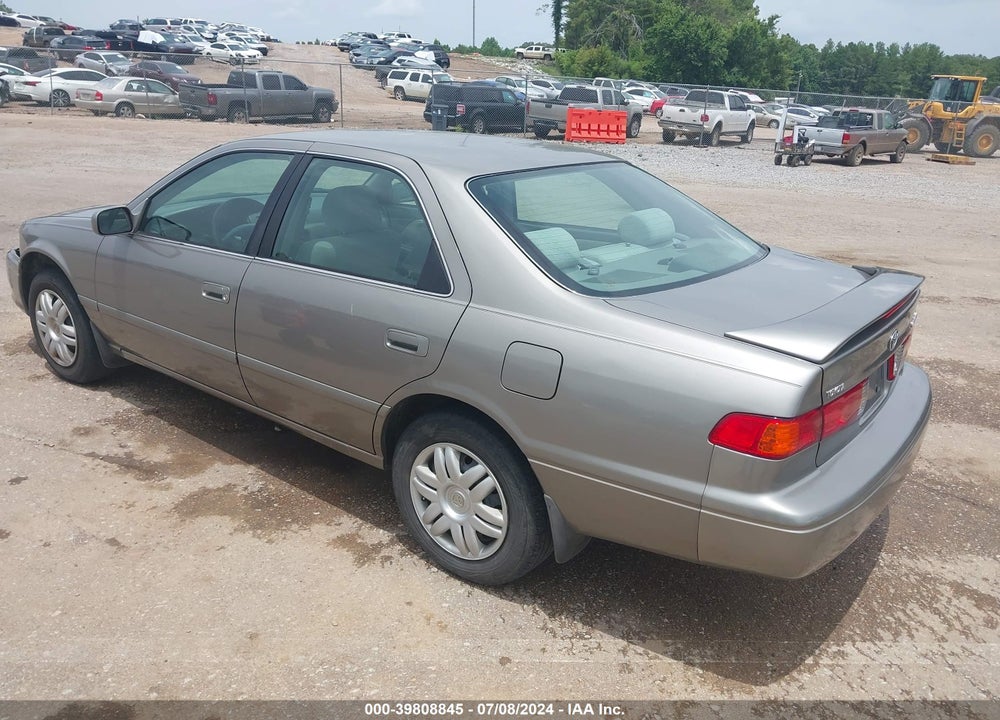 2001 TOYOTA CAMRY LE VIN: 4T1BG22K71U062967