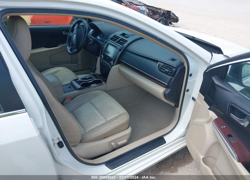 2014 TOYOTA CAMRY XLE V6 VIN: 4T1BK1FK9EU026853