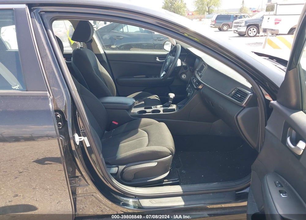 2017 KIA OPTIMA LX VIN: KNAGT4L32H5133034