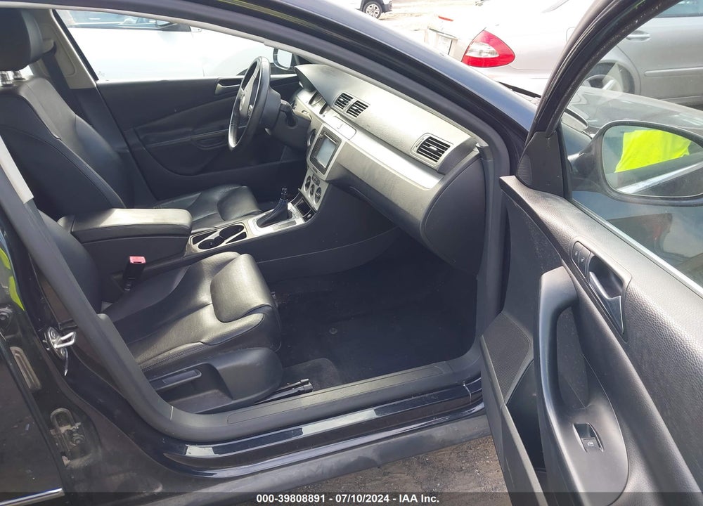 2009 VOLKSWAGEN PASSAT KOMFORT VIN: WVWXK73C29E095202