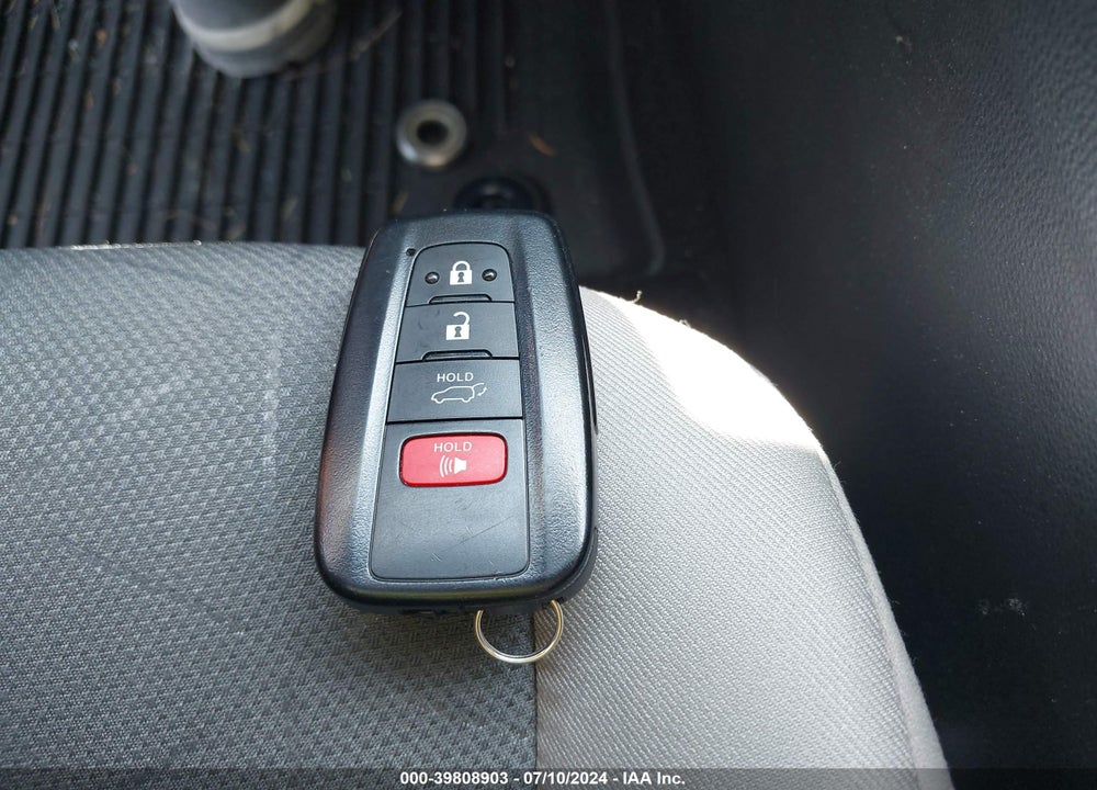 2023 TOYOTA RAV4 XLE VIN: 2T3P1RFV1PW382094