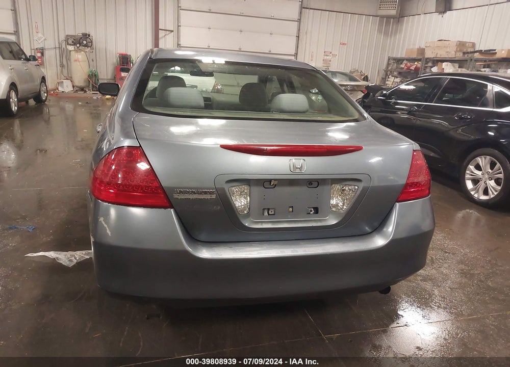 2007 HONDA ACCORD 2.4 LX VIN: 1HGCM56437A072776