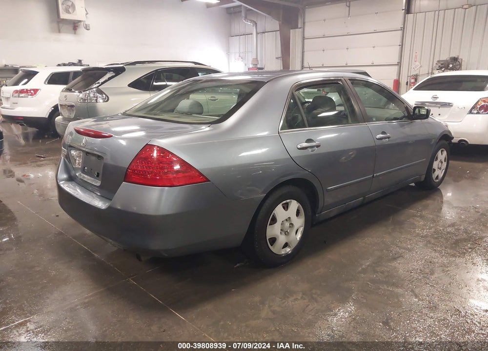 2007 HONDA ACCORD 2.4 LX VIN: 1HGCM56437A072776
