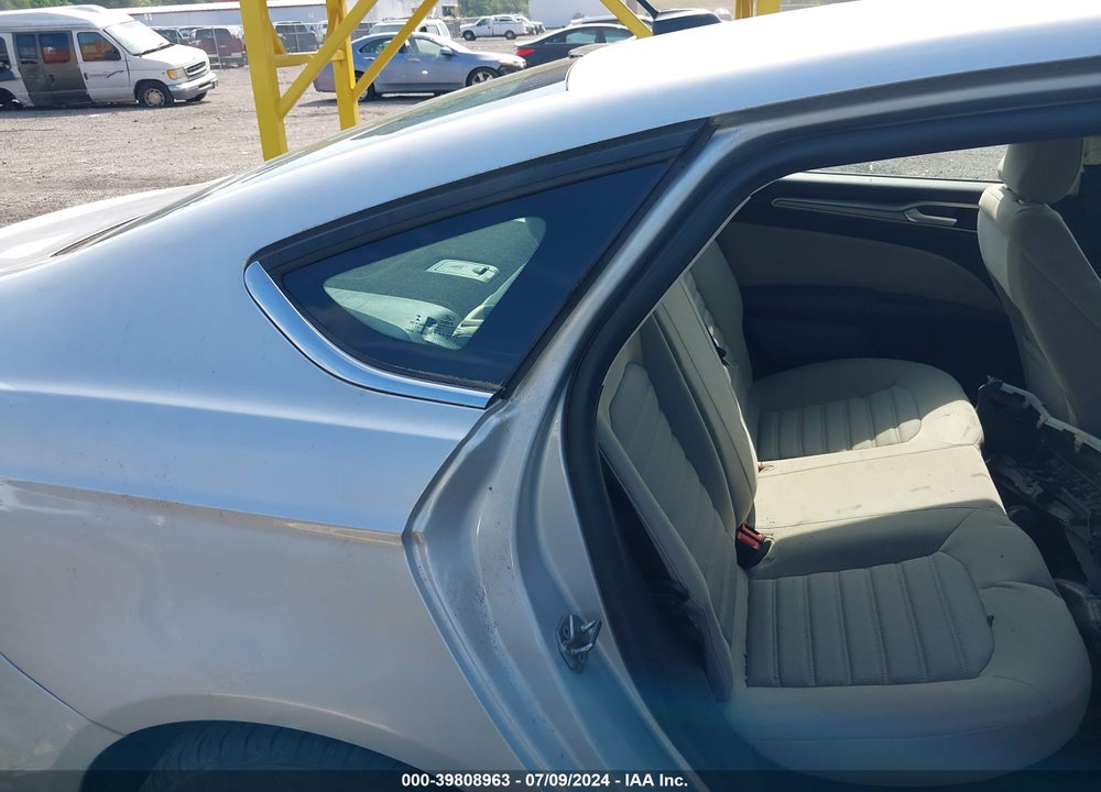 2017 FORD FUSION S VIN: 3FA6P0G72HR202011
