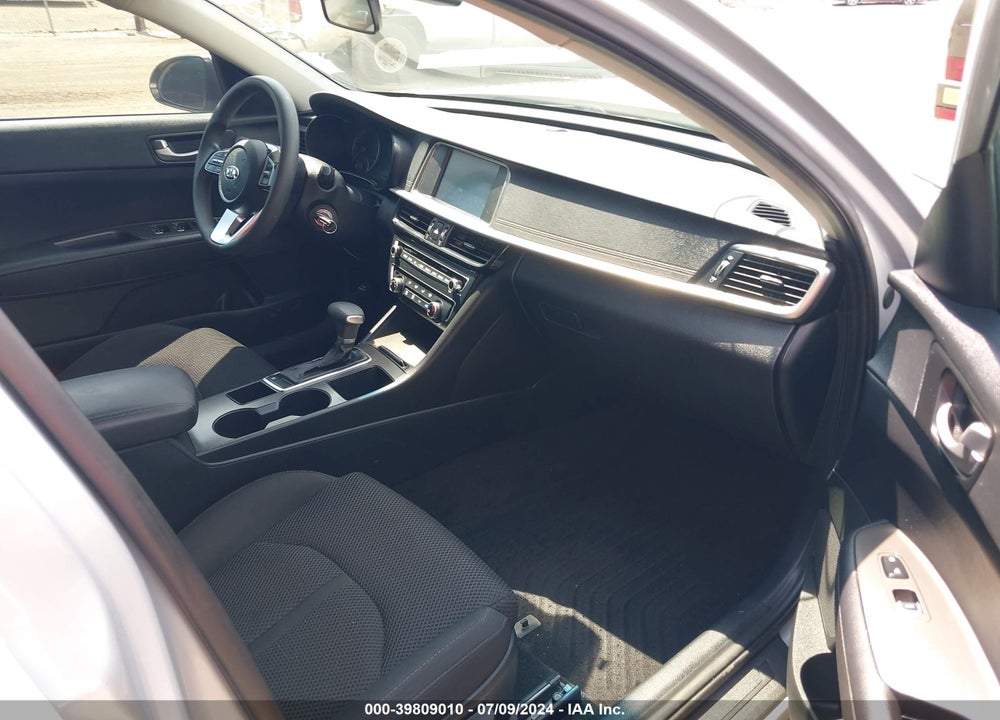 2019 KIA OPTIMA LX VIN: 5XXGT4L31KG328614