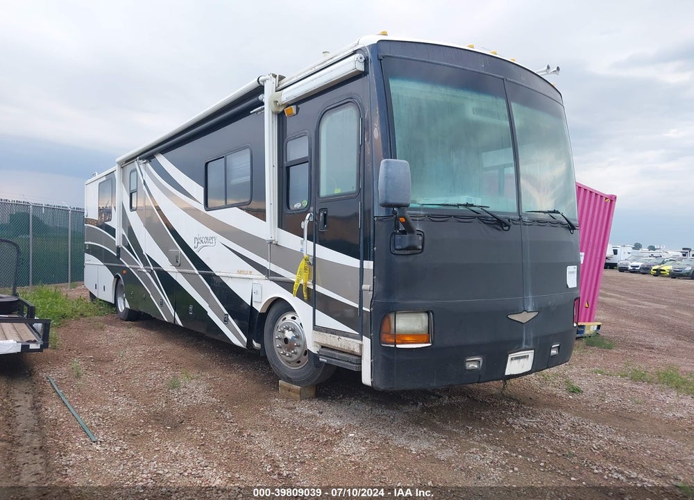 2003 FREIGHTLINER CHASSIS X LINE MOTOR HOME VIN: 4UZAAHAKX3CL89566