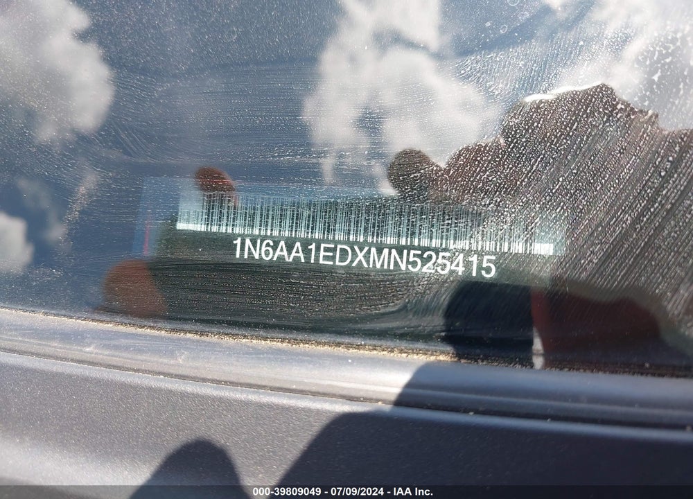 2021 NISSAN TITAN SV 4X4 VIN: 1N6AA1EDXMN525415