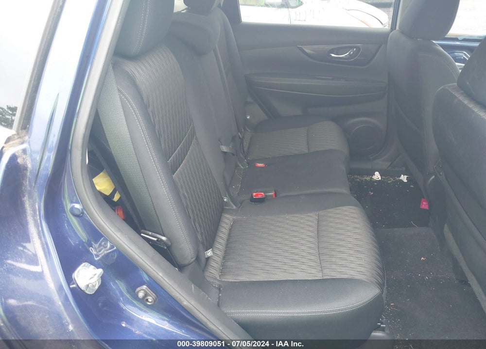 2017 NISSAN ROGUE SV VIN: 5N1AT2MV8HC878844
