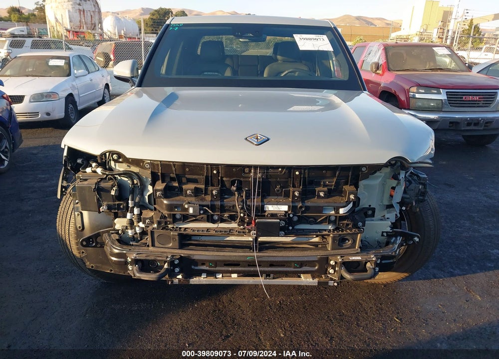 2023 RIVIAN R1T ADVENTURE/ADVENTURE DUAL MOTOR LARGE PACK/ADVENTURE DUAL MOTOR MAX PACK VIN: 7FCTGBAA7PN025576