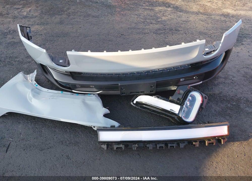 2023 RIVIAN R1T ADVENTURE/ADVENTURE DUAL MOTOR LARGE PACK/ADVENTURE DUAL MOTOR MAX PACK VIN: 7FCTGBAA7PN025576