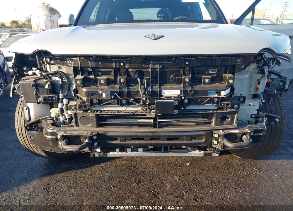 2023 RIVIAN R1T ADVENTURE/ADVENTURE DUAL MOTOR LARGE PACK/ADVENTURE DUAL MOTOR MAX PACK VIN: 7FCTGBAA7PN025576