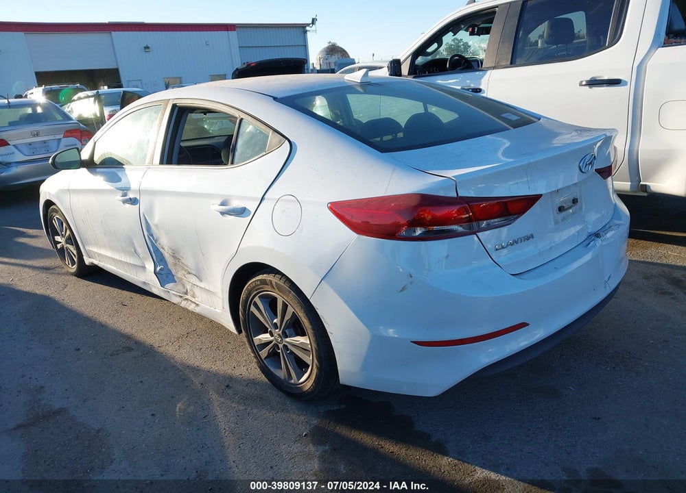2018 HYUNDAI ELANTRA SEL VIN: 5NPD84LF3JH291115