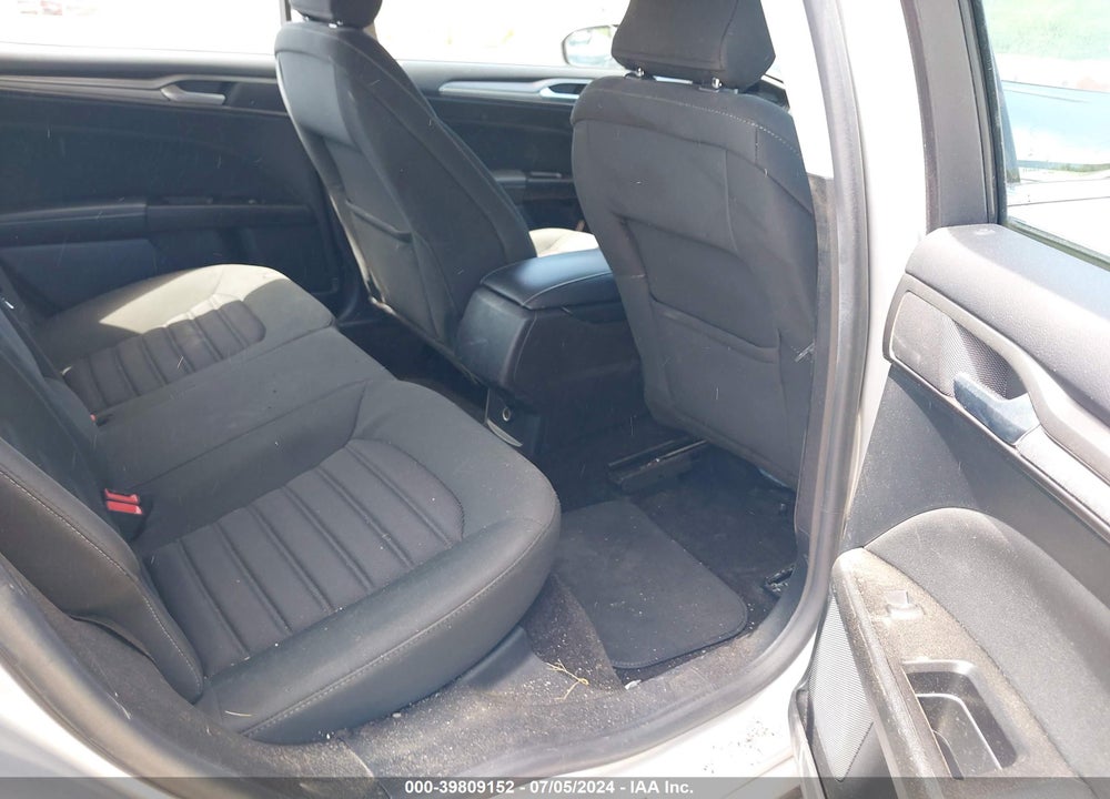 2017 FORD FUSION SE VIN: 3FA6P0H75HR390683