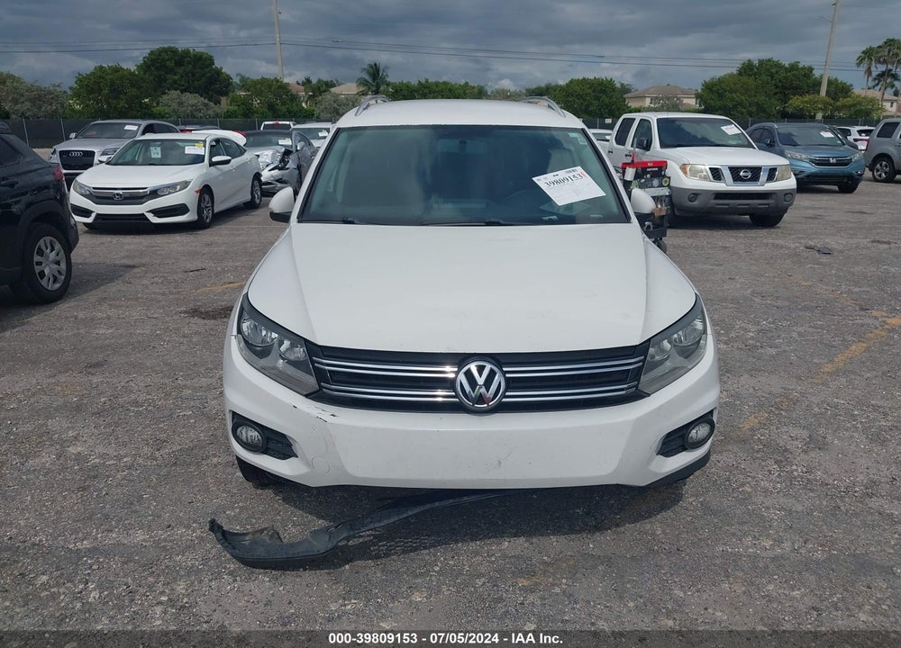 2013 VOLKSWAGEN TIGUAN SE VIN: WVGBV7AX1DW537974