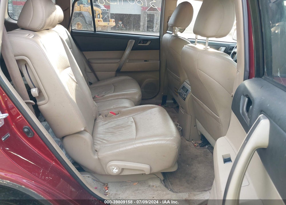 2008 TOYOTA HIGHLANDER SPORT VIN: JTEES43A582016184
