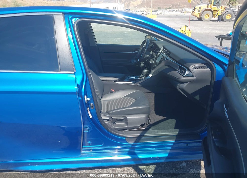 2018 TOYOTA CAMRY SE VIN: 4T1B11HKXJU153265