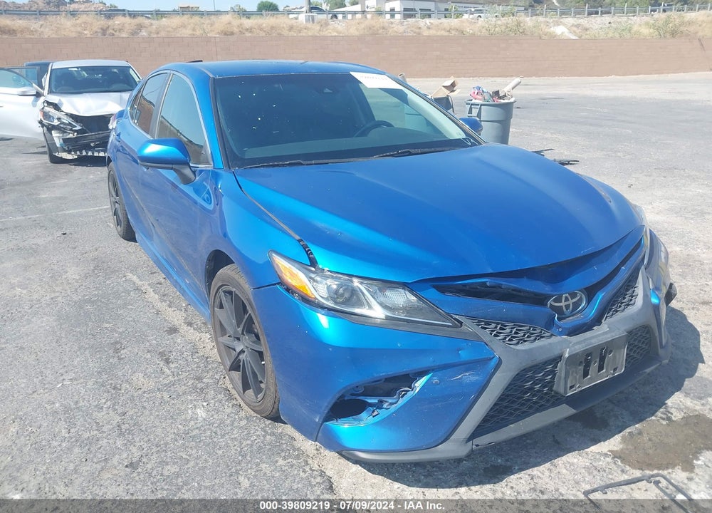 2018 TOYOTA CAMRY SE VIN: 4T1B11HKXJU153265